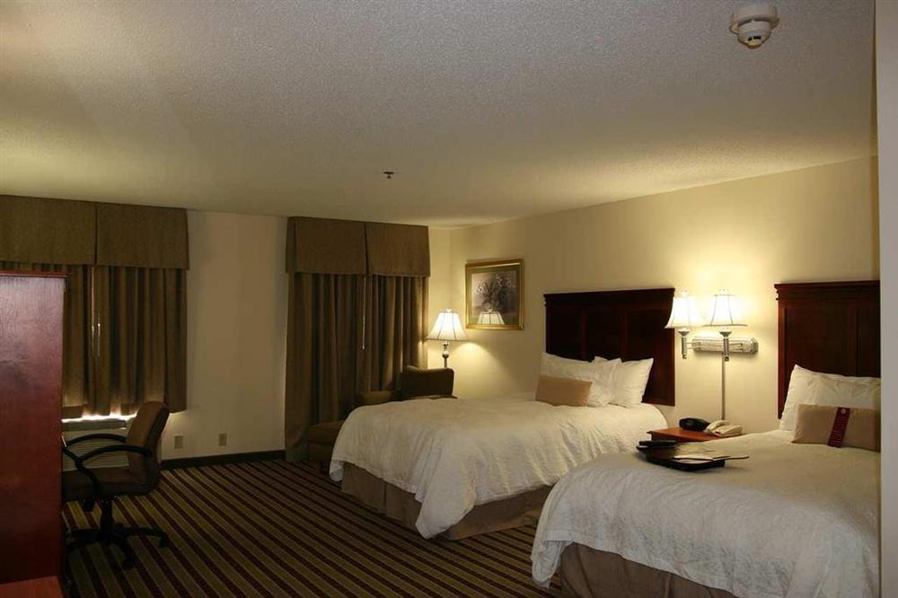 Hampton Inn & Suites Dayton-Vandalia Murlin Heights Phòng bức ảnh